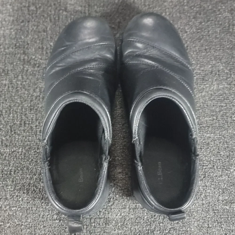 LL Bean Slip On Shoes Womens Size 8 Black Leather Mocs